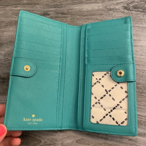 Kate spade wallet - Picture 4 of 4